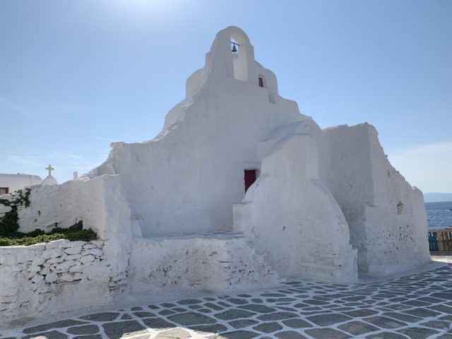 ギリシャ・ミコノス島：サントリーニ島だけじゃないカラフルな絶景 