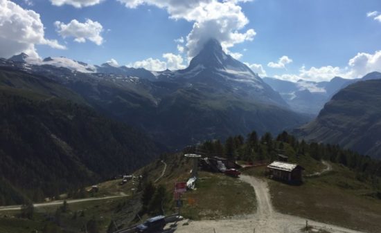 お気軽ハイキング♡スイス、スネガ・パラダイス旅行| トラベルダイアリー