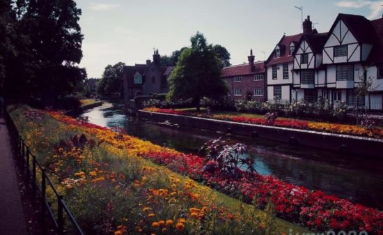 大聖堂、公園、ローカルなお店が魅力のカンタベリー｜ トラベルダイアリー