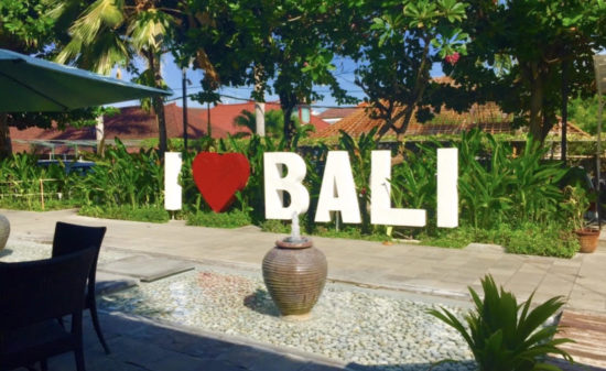 スミニャック地区のプールヴィラをメインにしたバリ旅行♪｜ トラベルダイアリー