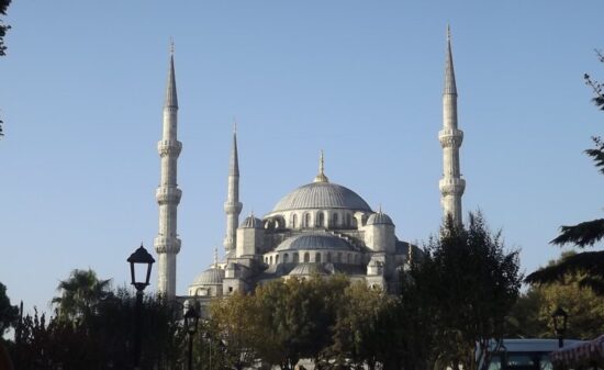 西洋と東洋が交差する街・魅惑のイスタンブール| トラベルダイアリー