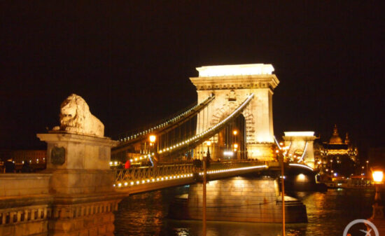 夜景と温泉に癒される♪ハンガリーの首都ブダペストを観光｜ トラベルダイアリー